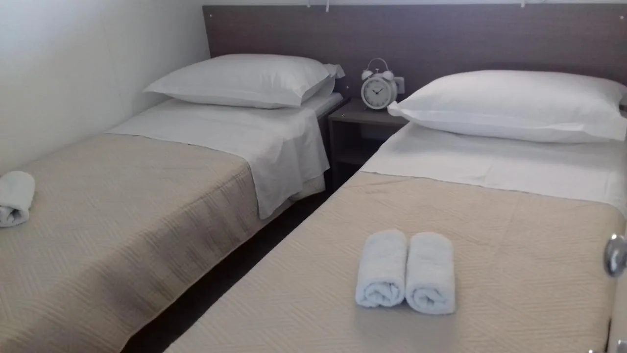 Mobile Home Kulina 2 Turanj